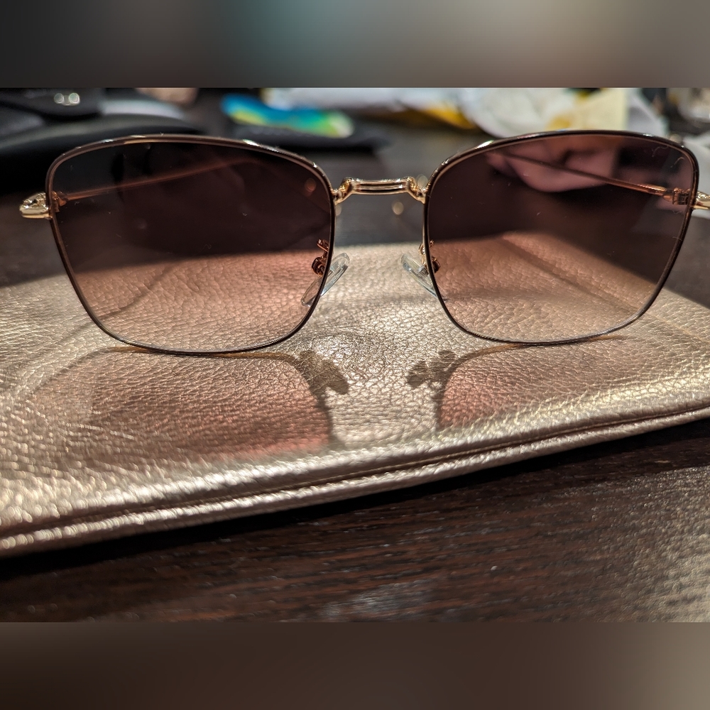 Pink Gradient Sunglasses - Picture 4 of 8